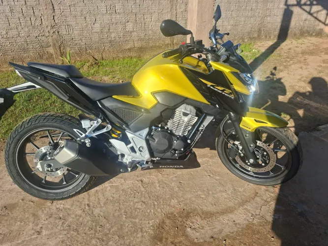 Cb 300 twister