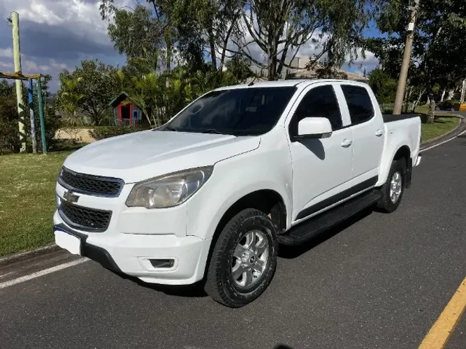 Chevrolet S10 Pick-up LT 2.8 TDI 4X2 CD Diesel 2015