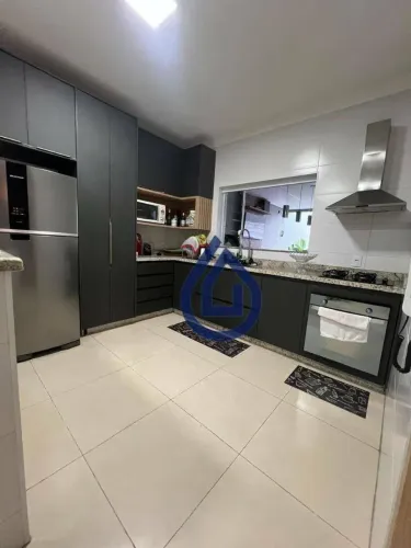 Casa com 3 dormitórios à venda, 170 m² por R$ 860.000,00 - Diário Ville - Rio Claro/SP
