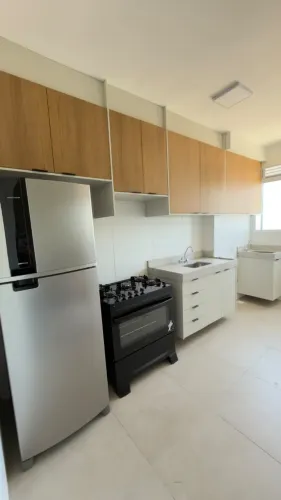 Alugo - apto 2 quartos - mobiliado - Cond. Gran Topazio - zona leste