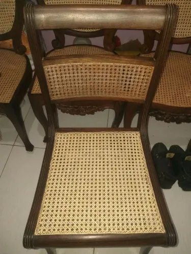 Empalha-se cadeiras