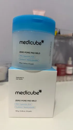 MEDICUBE ZERO PORE PAD