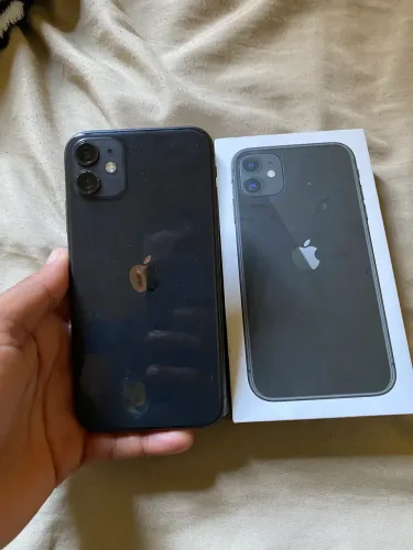 iPhone 11