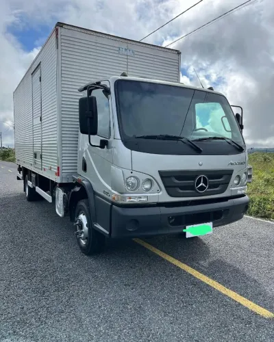 OPORTUNIDADE CAMINHÃO MERCEDES-BENZ ACCELO 815 2022