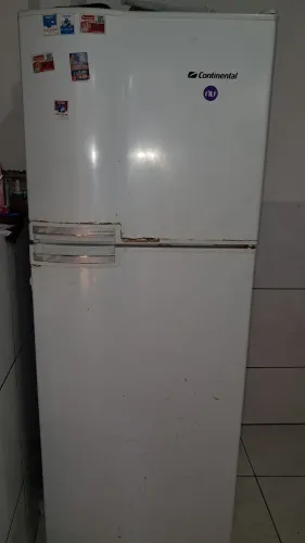 Vendo Geladeira usada, não esta gelando!