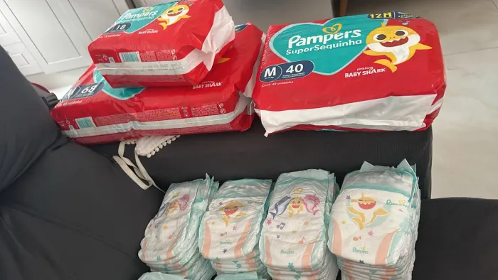 Fraldas Pampers M