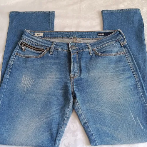 calça jeans forum raquel tam 42 reta clara com elastano