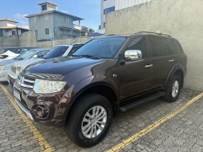 Mitsubishi Pajero Dakar HPE 3.2 4X4 T.I Dies 5P AUT 2015