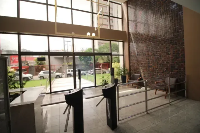 Sala para venda Empresarial Angustura bairro Aflitos 50 m2 com 2 vagas - Recife - PE