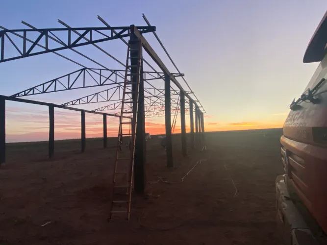 Serviços em estrutura metálicas e metalúrgica 
