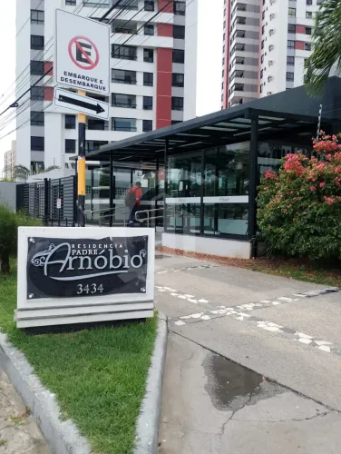 Apartamento à venda no Condomínio Padre Arnóbio no Luzia