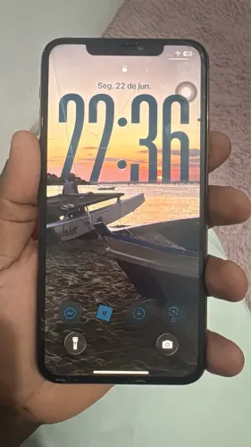 Vendo ou troco iPhone 11 Pro Max