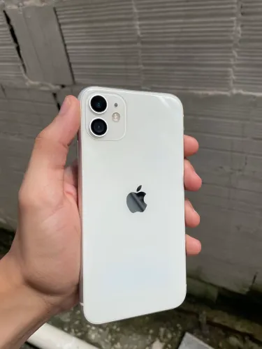 VENDO IPHONE 11 *VALOR NEGOCIAVEL*