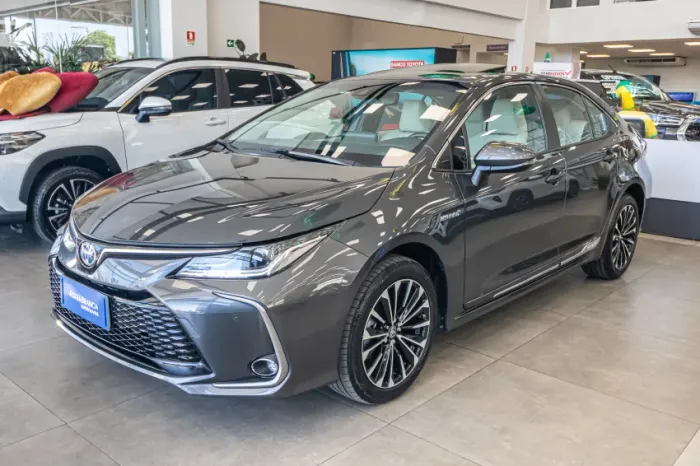 Toyota Corolla Altis Prem. Hybrid 1.8 Flex AUT 2024