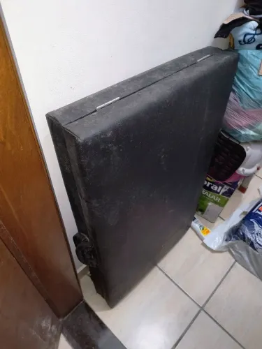 Maca retrátil desmontável usada.