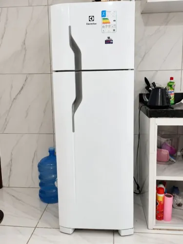 Geladeira Electrolux Duplex 260L DC35A - Nota Fiscal + Garantia até 2028