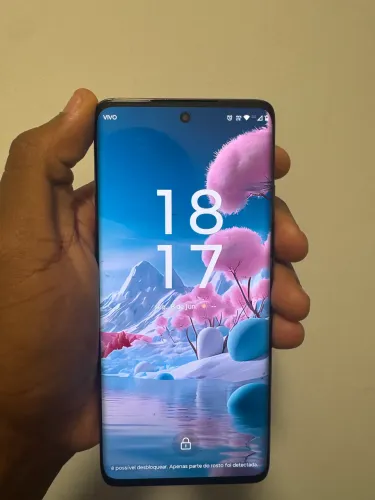 Motorola Edge 40 Neo Peach Fuzz