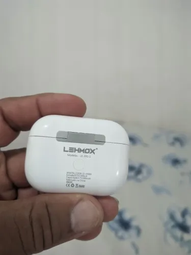 Fone de ouvido super potente e som equilibrado