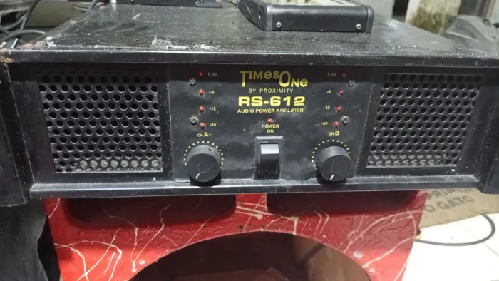 Amplificador Times one RS612
