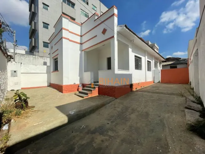 Casa com 3 dormitórios para alugar, 120 m² por R$ 4.835,51/mês - Prado - Belo Horizonte/MG