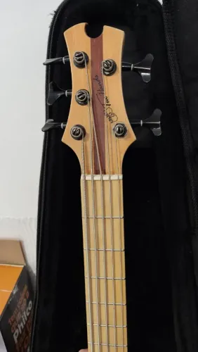 BAIXO TWO HANDS MODELO TOBIAS CIRCUITO BBL KNOBS YAMAHA 