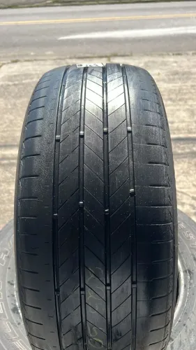 Pneu Bridgestone 225/50 R18