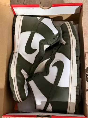 TÊNIS NIKE DUNK HIGH- verde militar