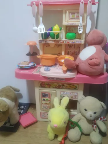 Kit cozinha infantil com pelúcias e brinde