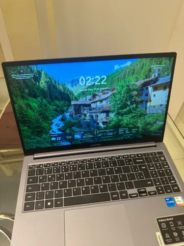 Samsung Notebook Galaxy Book4 Windows 11 Home, i5, 16GB, 512GB SSD, 15.6''