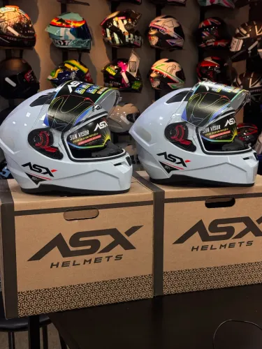 Capacete city óculos interno R$339,90
