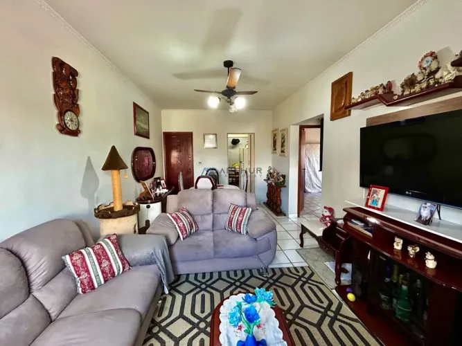 Apartamento à venda em Praia Grande, 02 dormitórios, vista livre e andar alto