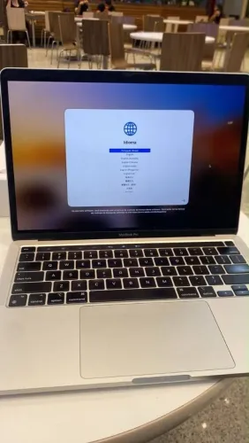 Macbook Pro M1, 8gb, 512gb, Cor Silver, usado em excelente estado