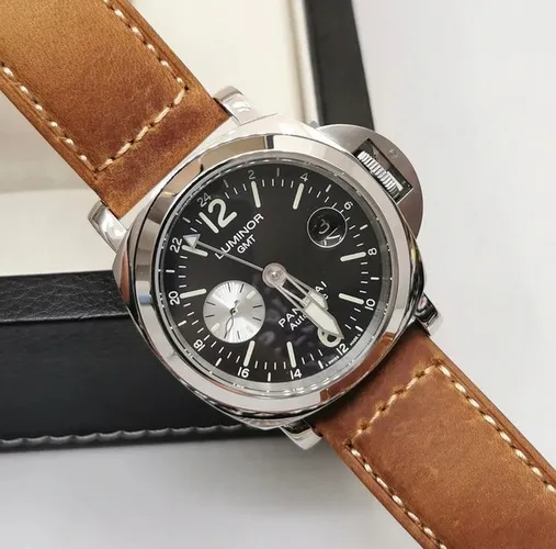 Relógio Panerai Luminor GMT Automático 42mm Novo