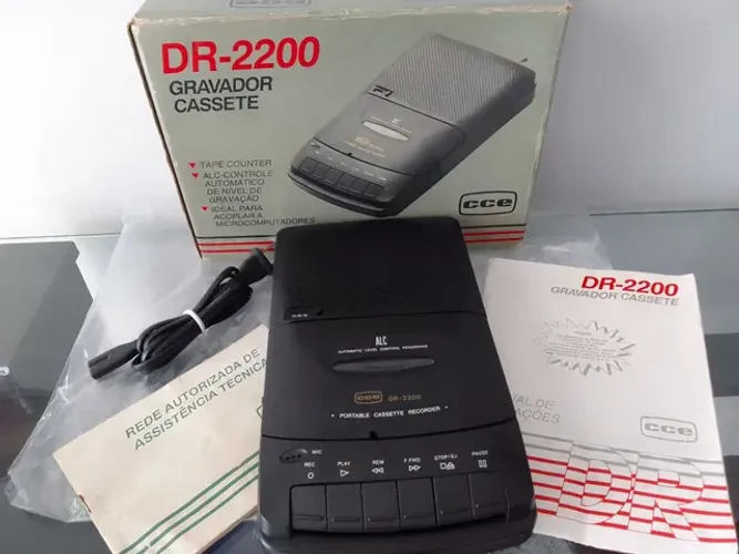 GRAVADOR CASSETE DR- 2200