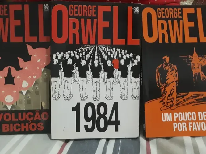 Livro de GEORGE ORWELL 1984 - NOVO!!!