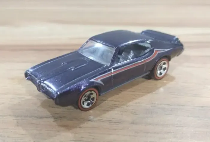 Hot Wheels '69 Pontiac GTO - Classics Series 3 (Loose)