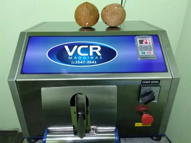 Máquina para Descascar Coco Seco