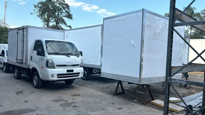 Baú refrigerado  2,80/3,50/3,90/5,20