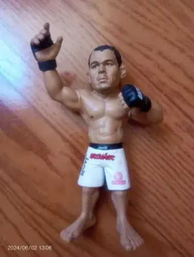 Boneco Colecionável UFC Minotauro Zuffa Round 5 - usado<br>