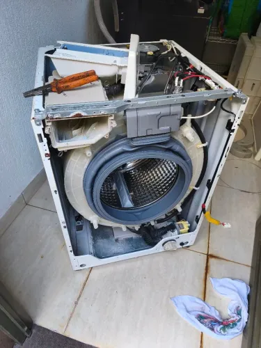 Manutenção e venda de máquinas de lavar 