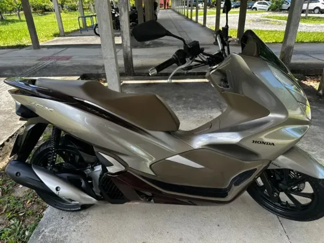 PCX DLX 2022 - Moto de Garagem - Única Dona