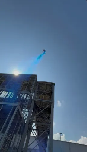 Chá de Bebê Revelação com Drone - Fumaça Aérea
