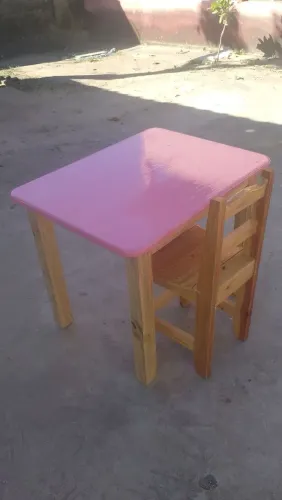 Mesinha infantil 