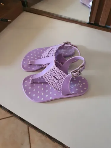 Sandália infantil feminina N° 23/24 em Samambaia (Aceito cartão)