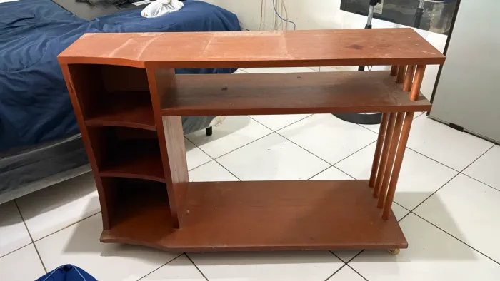 Rack Madeira e rodinha