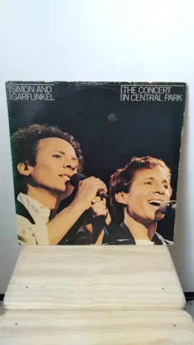 Disco vinil Simon and Garfunkel The Concert in Central Park 1982 LP original