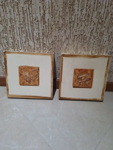 Quadros Decorativos Abstratos em Relevo