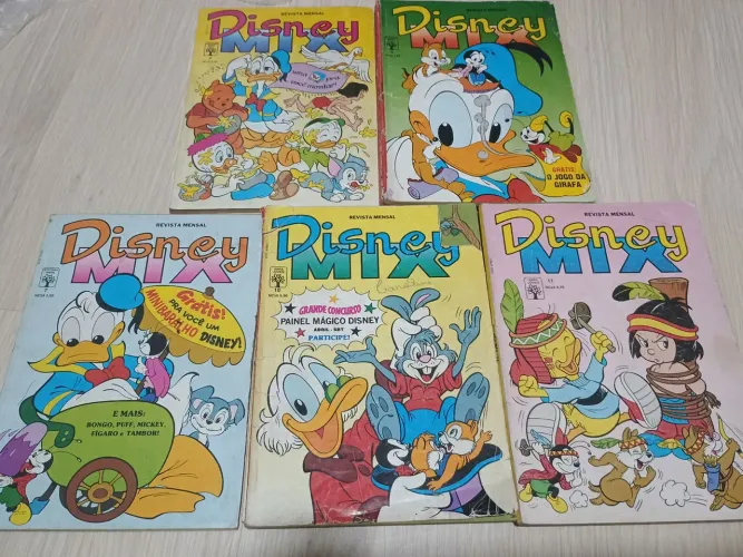 Gibis Disney MIX & Disney Juniors & Disneylândia & Disney Mirim. Venda avulsa. 