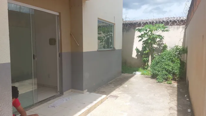 Apartamentos térreo com quintal na ocidental   até 100% taxas grátis e 10.000 mil 