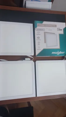 Lâmpada plafon - embutir - nova - com pequena avaria - luz neutra